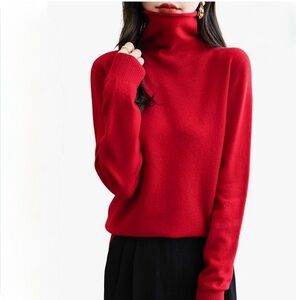 C by Bloomingdale’s 2-ply Cashmere Sweater
